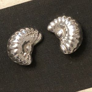 🐚 Sterling Silver Nautilus Shell Earrings (Clip)